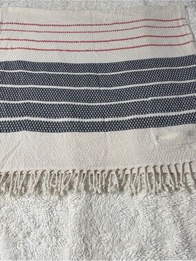 Sand cloud 100% organic Striped Cotton Throw Blanket in Cream, Navy and Red